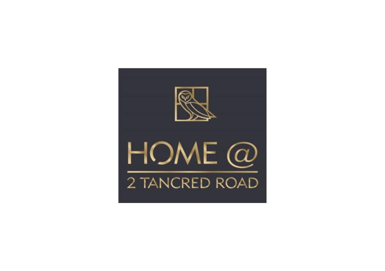 @ 2 Tancred Road Guest house *