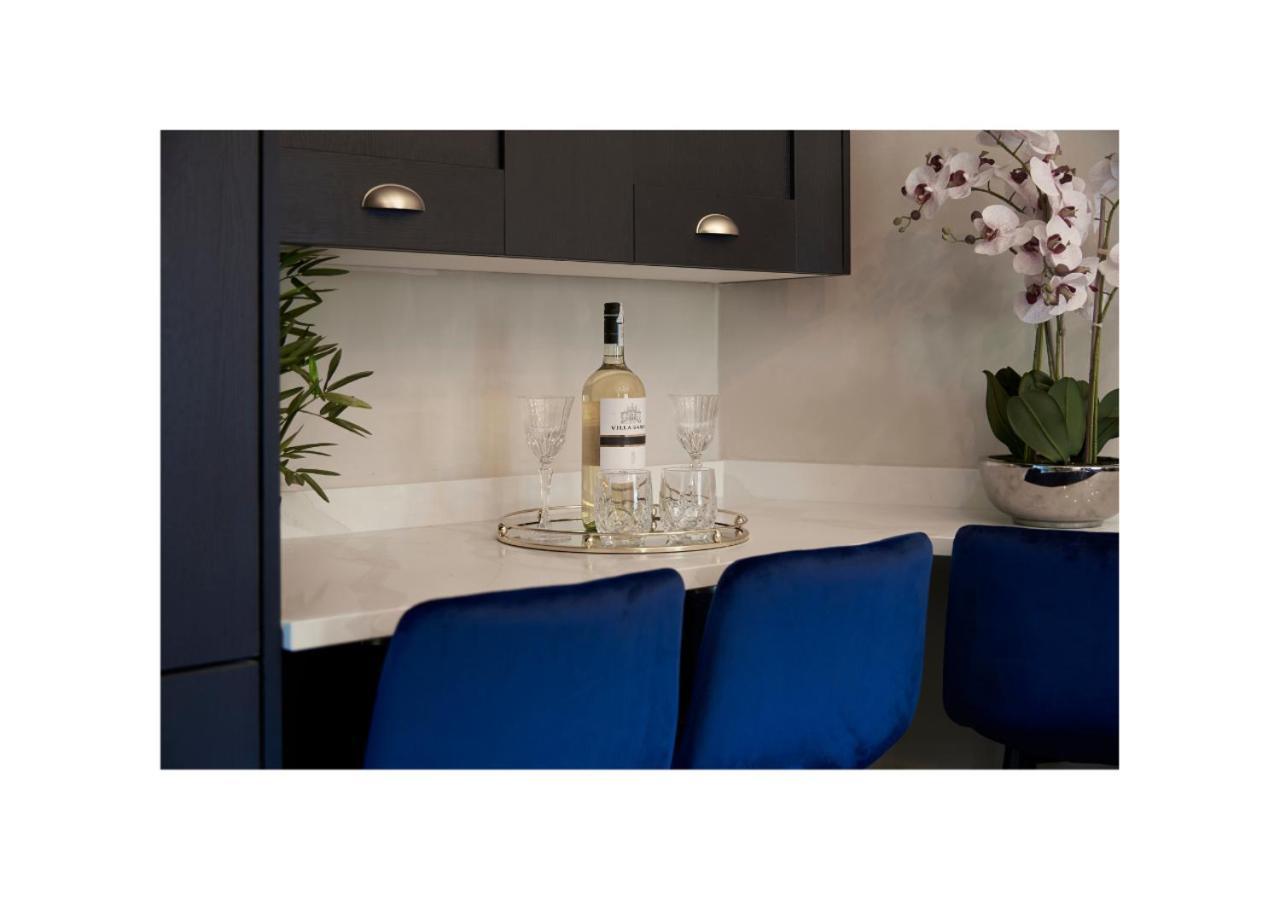 @ 2 Tancred Road Guest house Liverpool